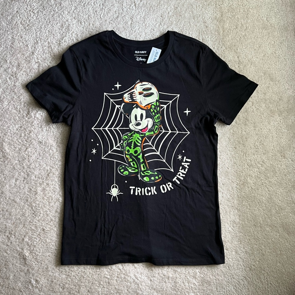 Old Navy Disney Mickey Halloween Trick or Treat Tshirt - Small Women